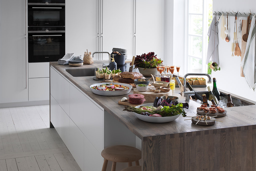 Kök med köksö - Plats för buffén