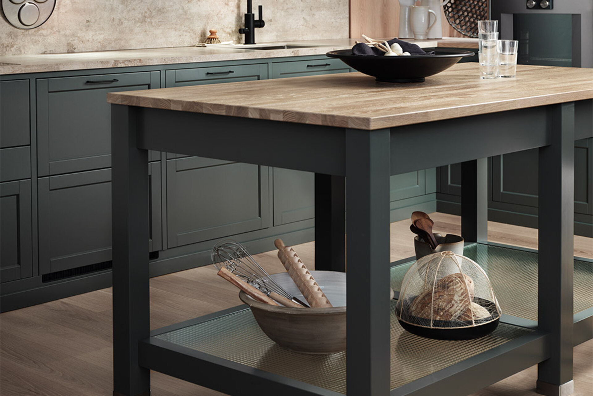 Den avskalade köksön