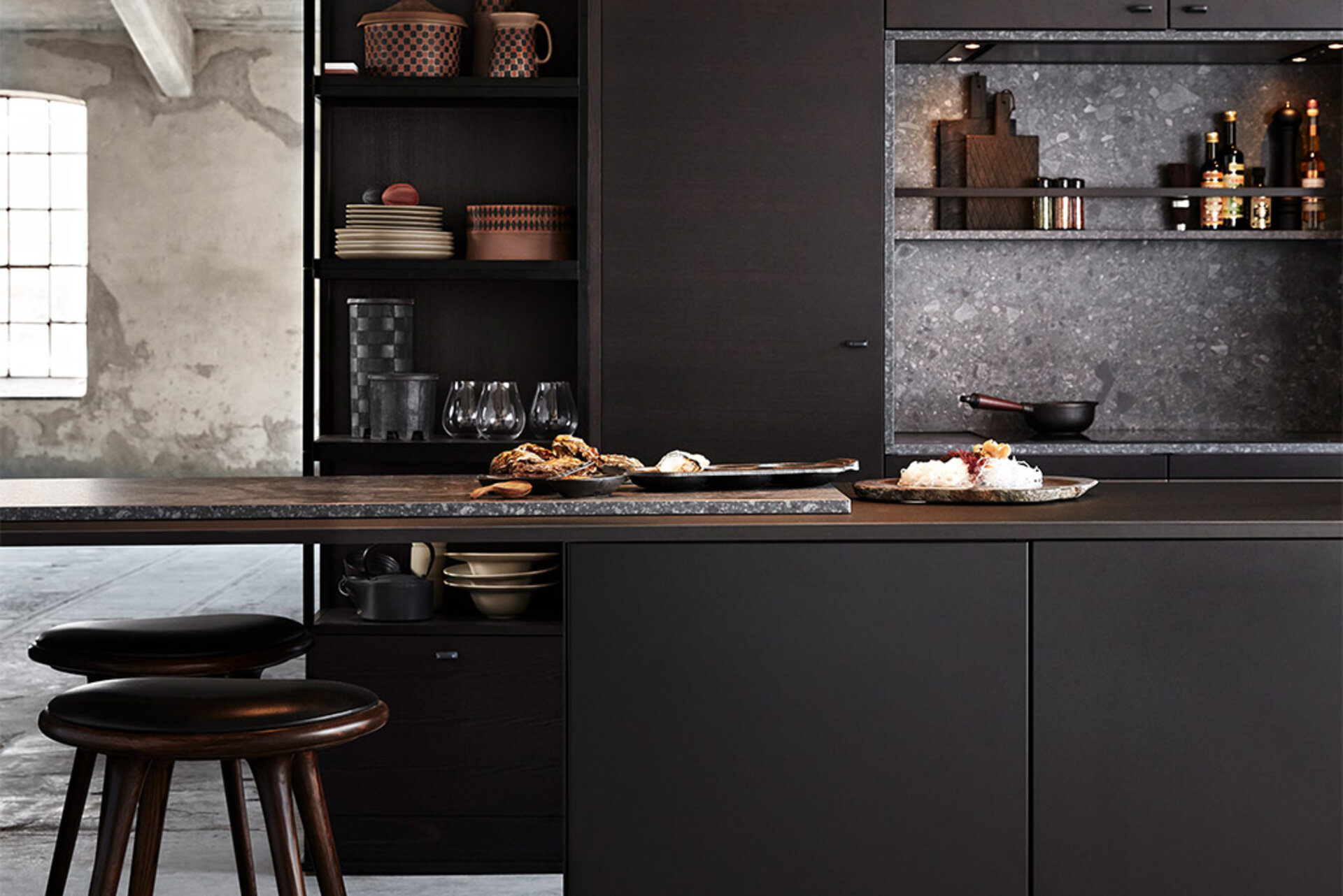 Kök med köksö - Utstickande bänkskiva