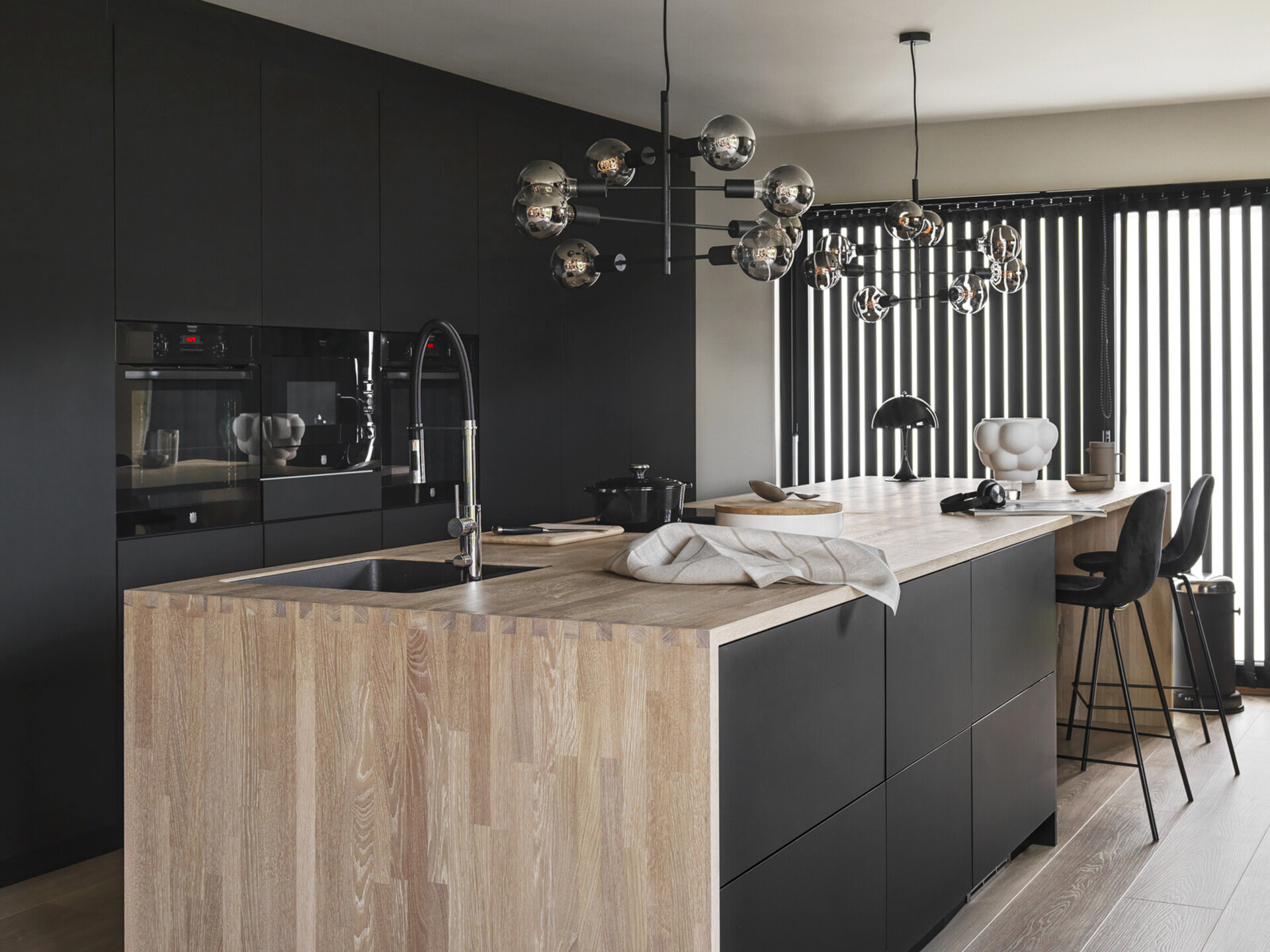 Köksinspiration Fenix svart Köksinspiration Fenix svart