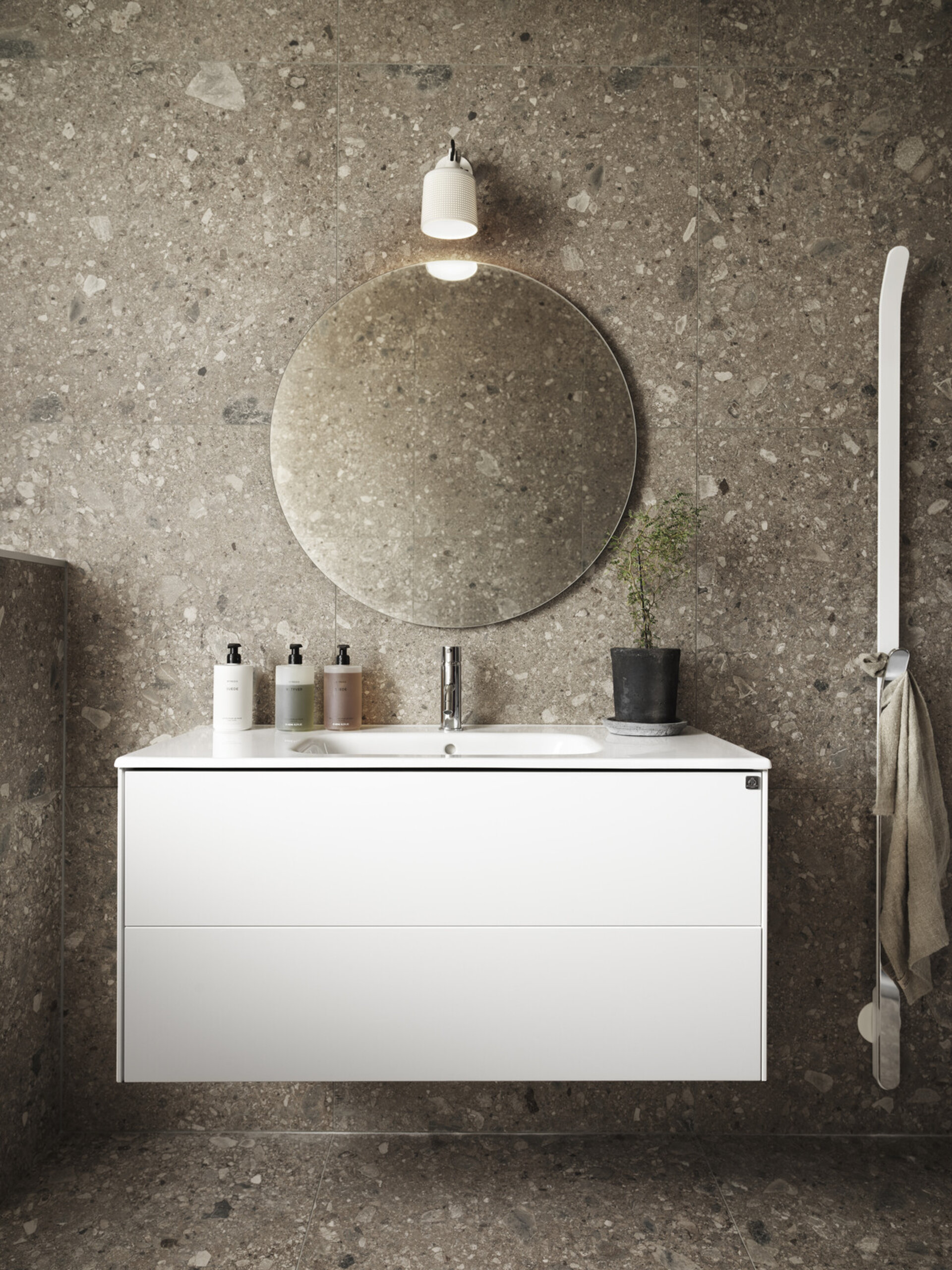 Badrumsinspiration Lessmore vit