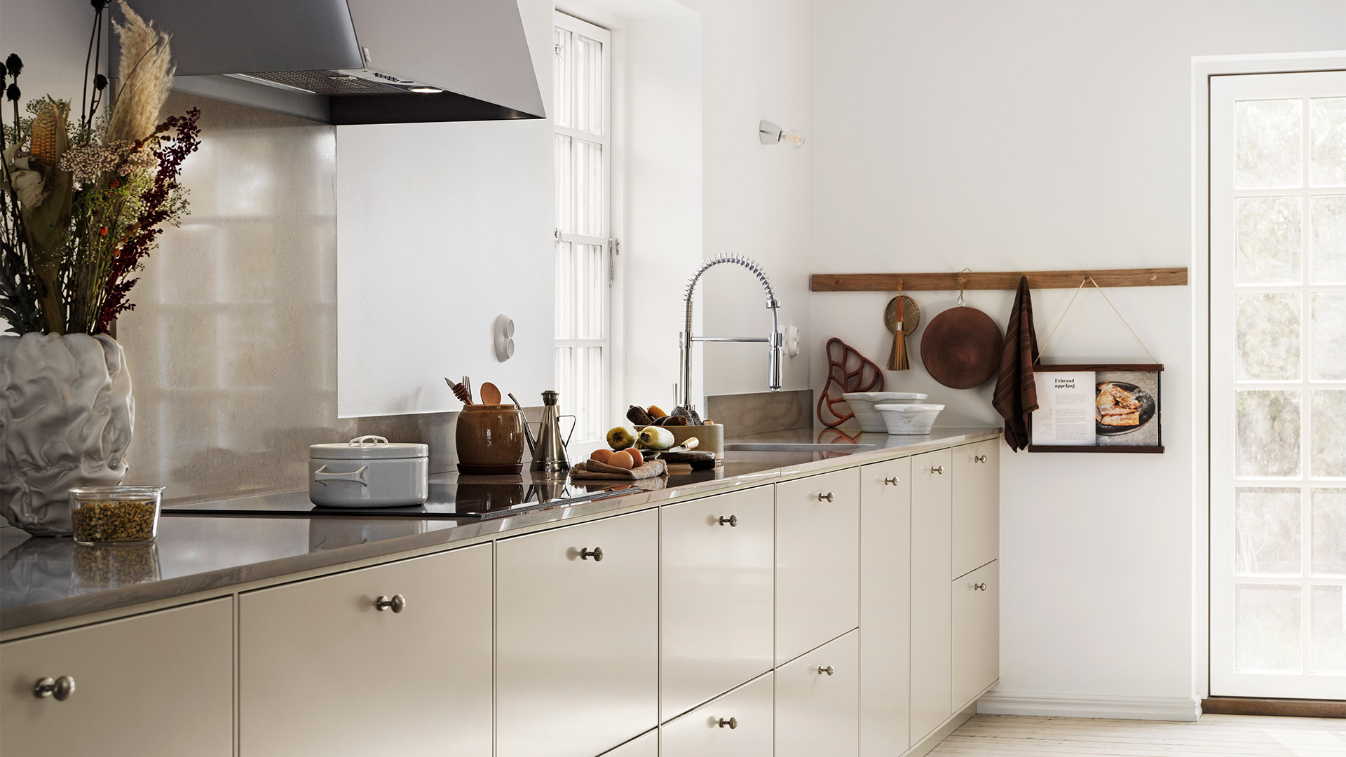 Rakt kök - Bistro varmgrå