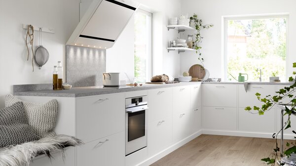 Kök - System 25 och kökslucka Bistro