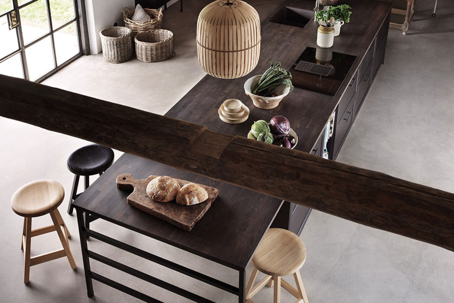 Bänkskiva i massivt trä