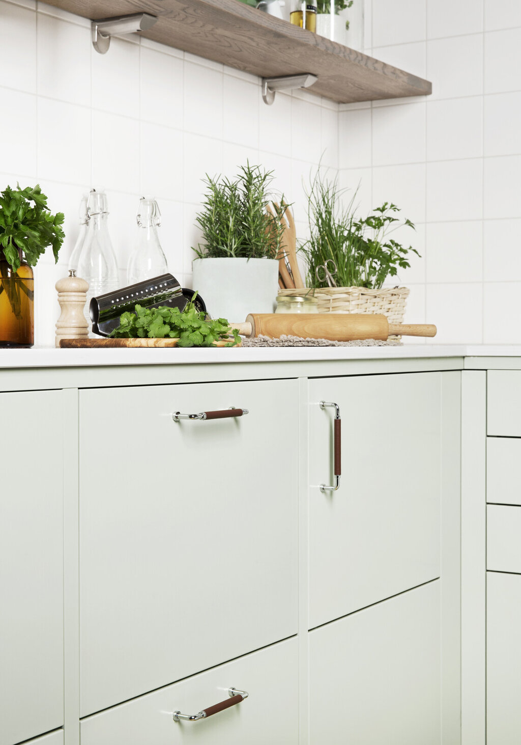 Köksinspiration Bistro lindblomsgrön system 25